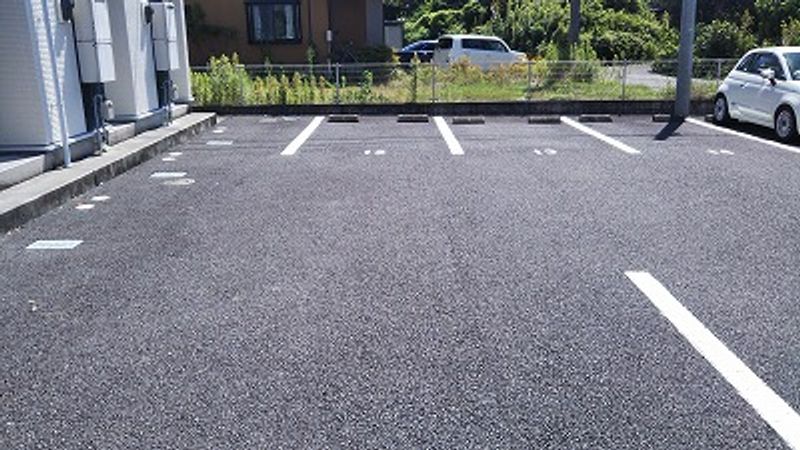 レオネクストあんなばんⅡ 駐車場