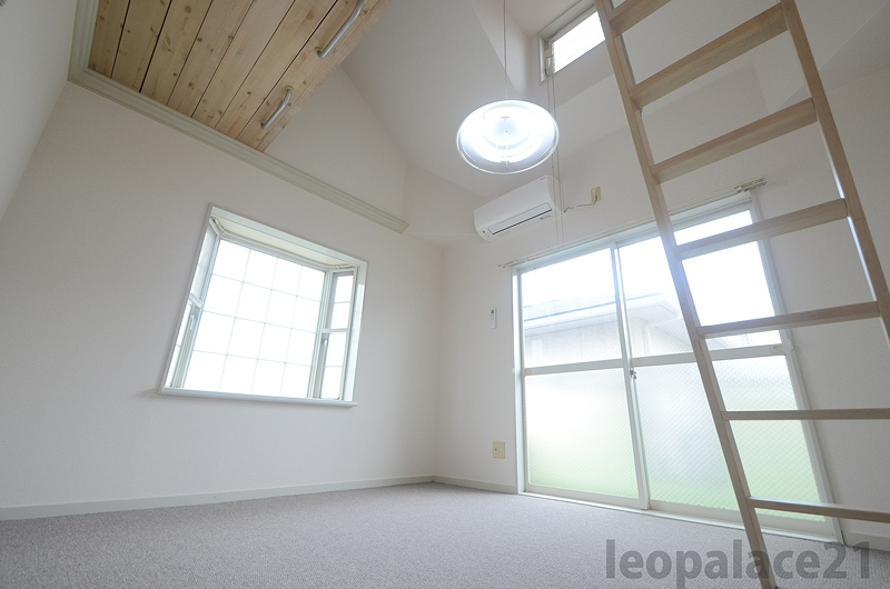 leopalace Komanomai Phòng khách