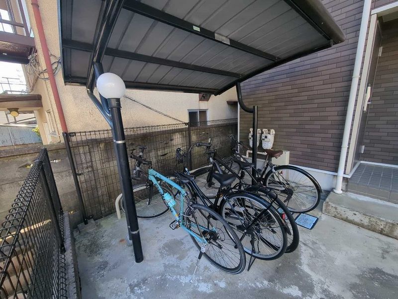レオネクスト小関２ 共用部分