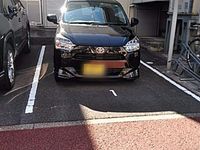 レオパレス森真 駐車場