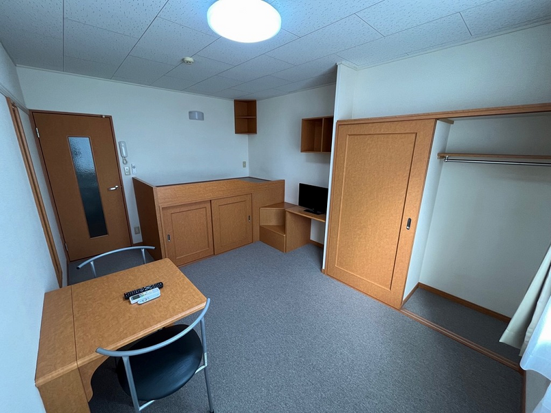 leopalace Cozy Court Living room