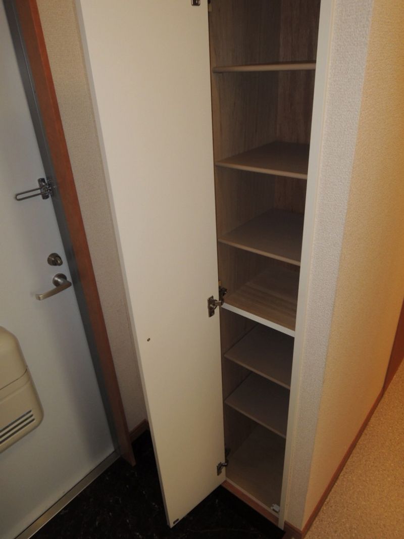 レオパレスコンフォート石山Ⅱ 収納