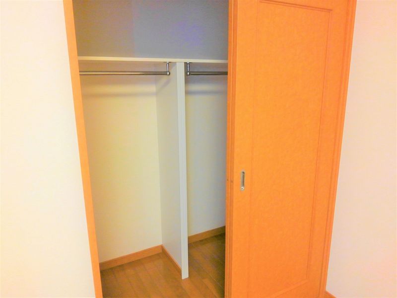 レオパレス橘 収納