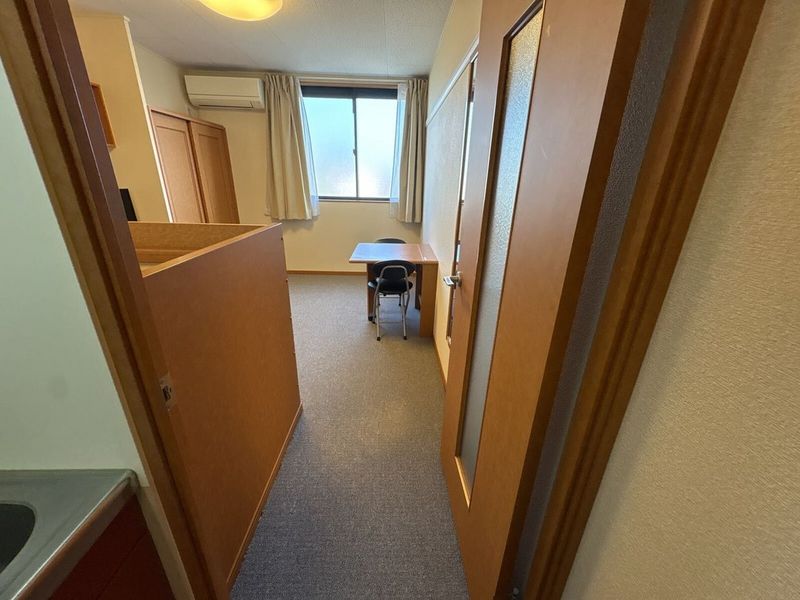 レオパレスＳＡＴＯＵⅡ 居間