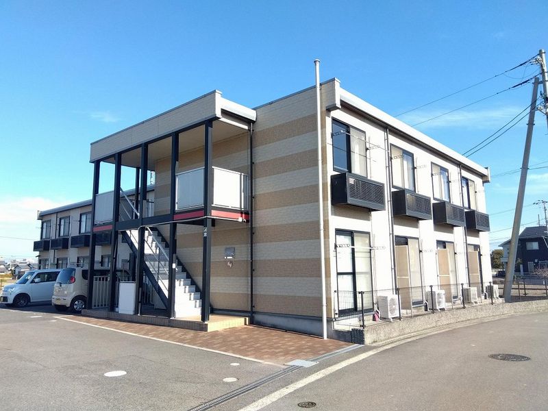 レオパレスフリューゲルⅡ 外観