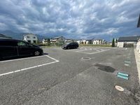 レオパレス穂高 駐車場