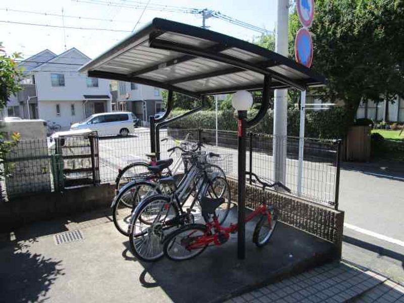 レオパレスベルジュ由野台 共用部分