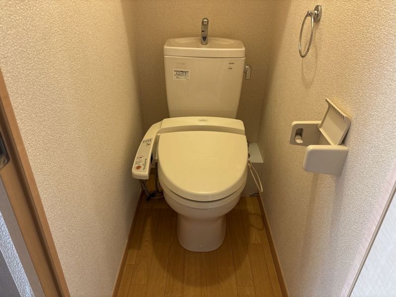 レオパレス嵯峨野 トイレ