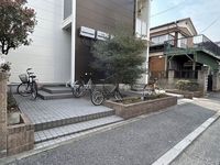 レオパレスラギ エントランス