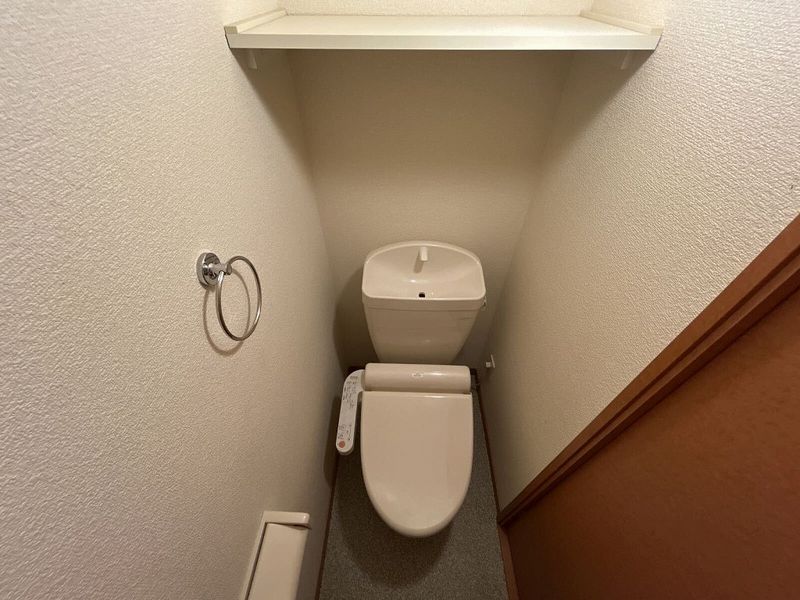 レオパレスけやき通りハイツ トイレ