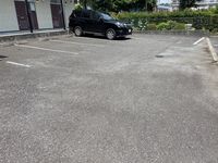 レオパレスつつみⅡ 駐車場
