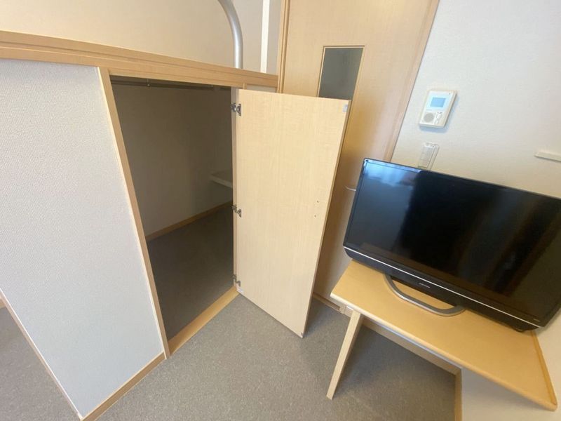 レオパレス道明町 収納