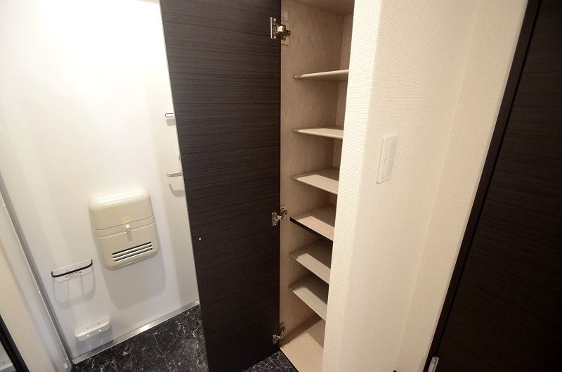 レオネクストブルーハイツ小笹 玄関