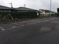レオパレスニューフラーリシュ 駐車場