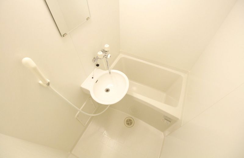レオパレス琵琶湖 風呂