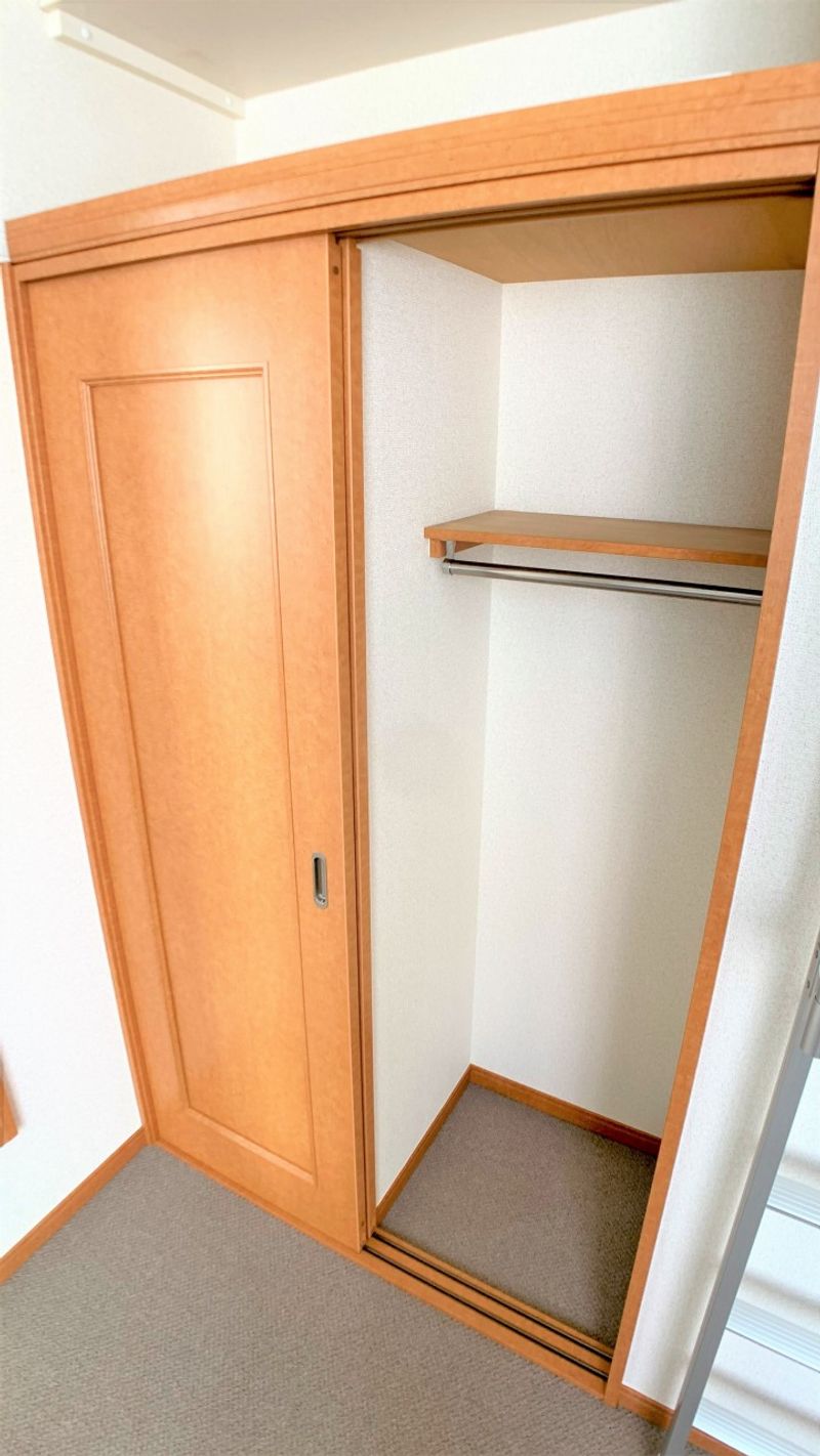 レオパレスプリーマ 収納