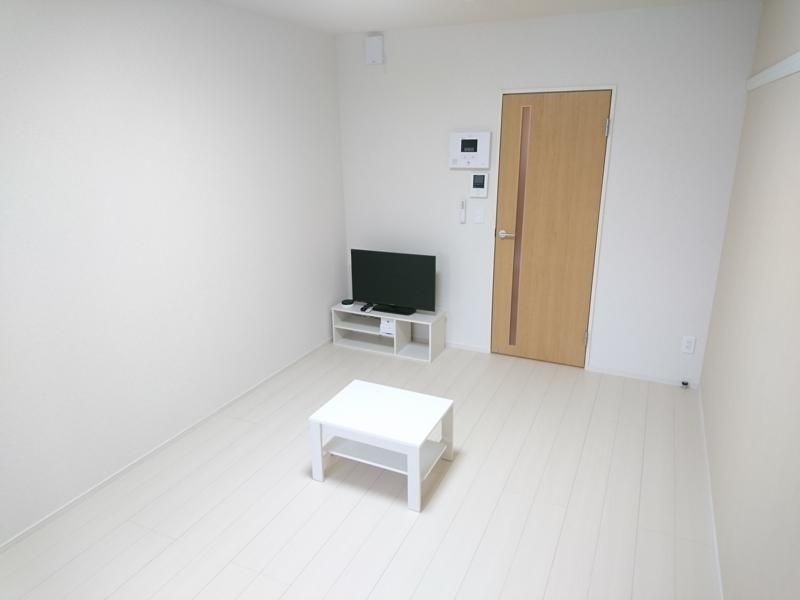 CLEINO Chenon Living room