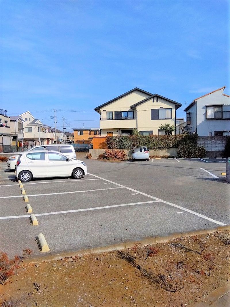 レオパレスセントラルパークサイド 駐車場