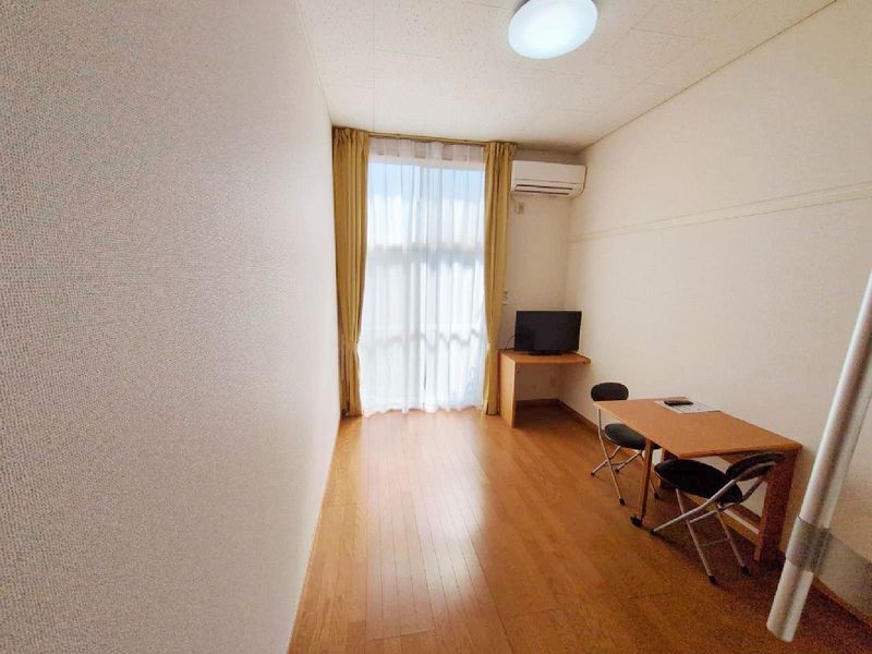 レオパレスエクセル 居間