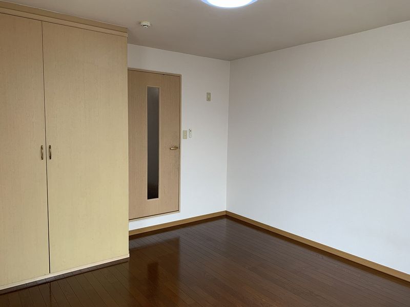 レオパレスバロン 居間