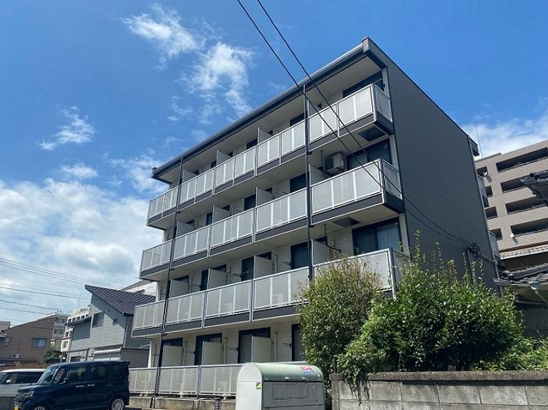 レオパレスフエータ 外観
