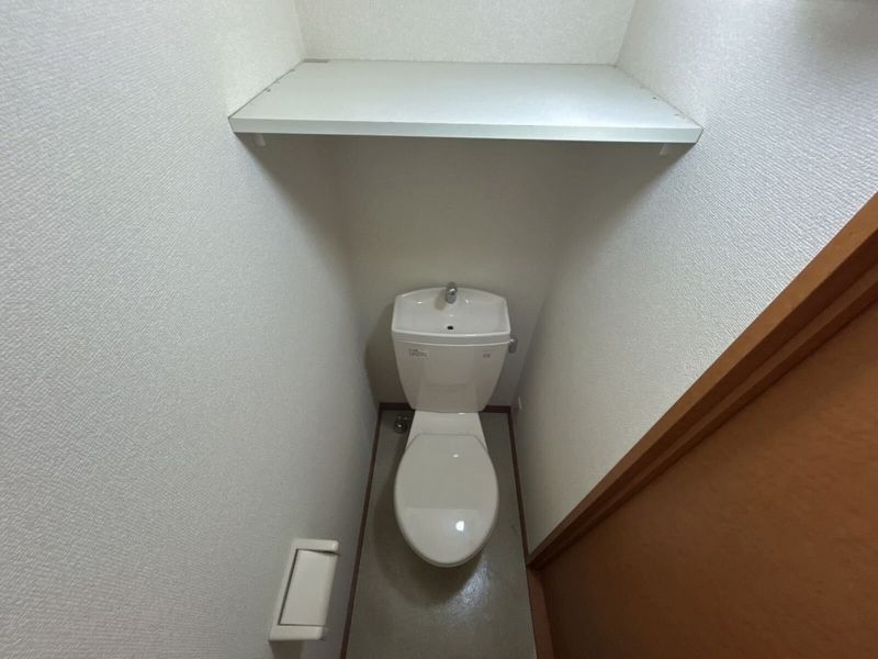 レオパレスセレッソ トイレ