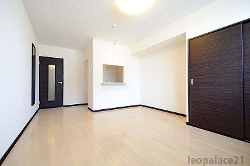 レオネクストサン　さいの木 居間