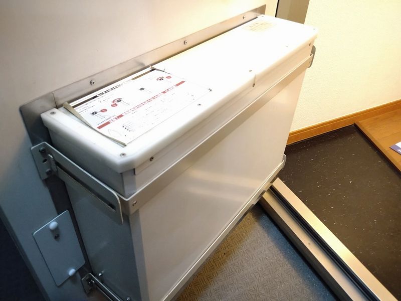 レオパレスミヤⅡ 玄関