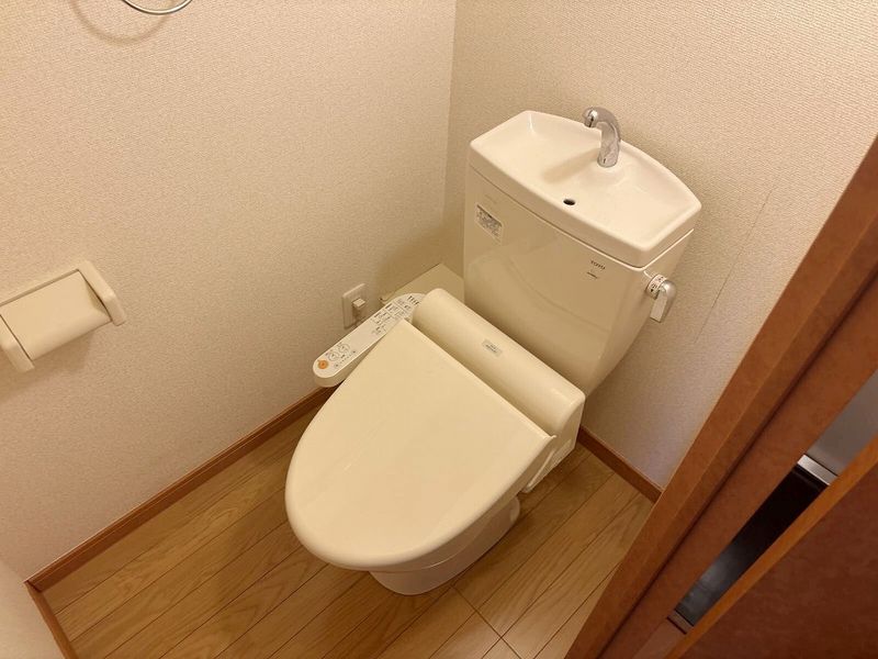 レオパレスラポールⅠ トイレ