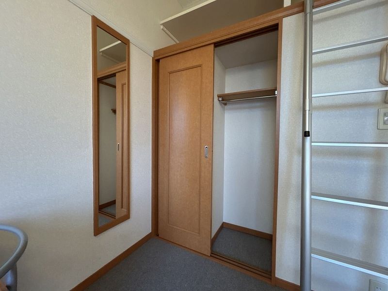 レオパレスアイリス 収納