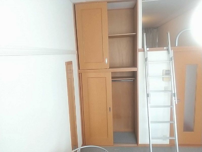 レオパレスリベルテ 収納