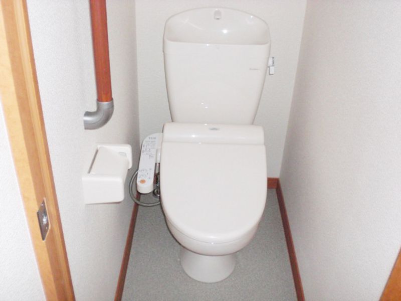 レオパレス宮本相久 トイレ