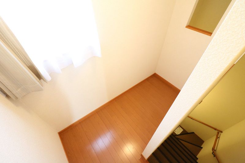 レオパレス北野屋敷 収納