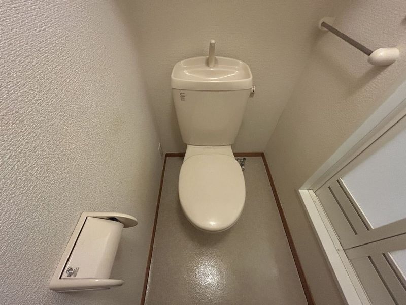 レオパレスエクセル歩坂町Ⅰ トイレ