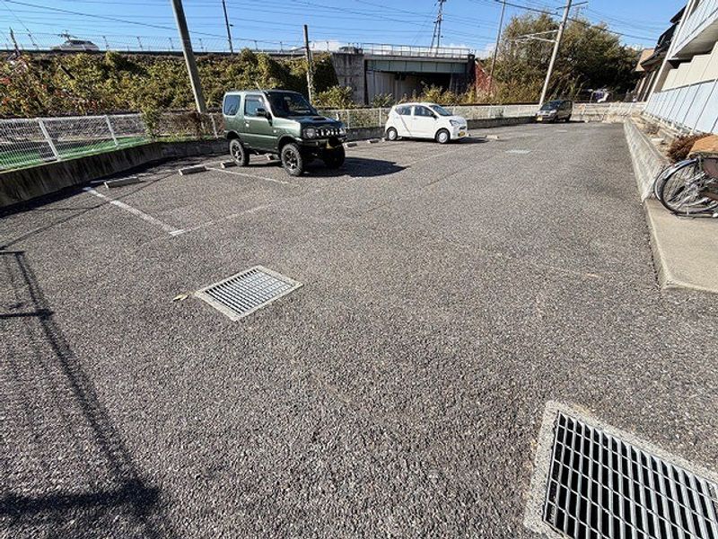 leopalace R Bãi đỗ xe