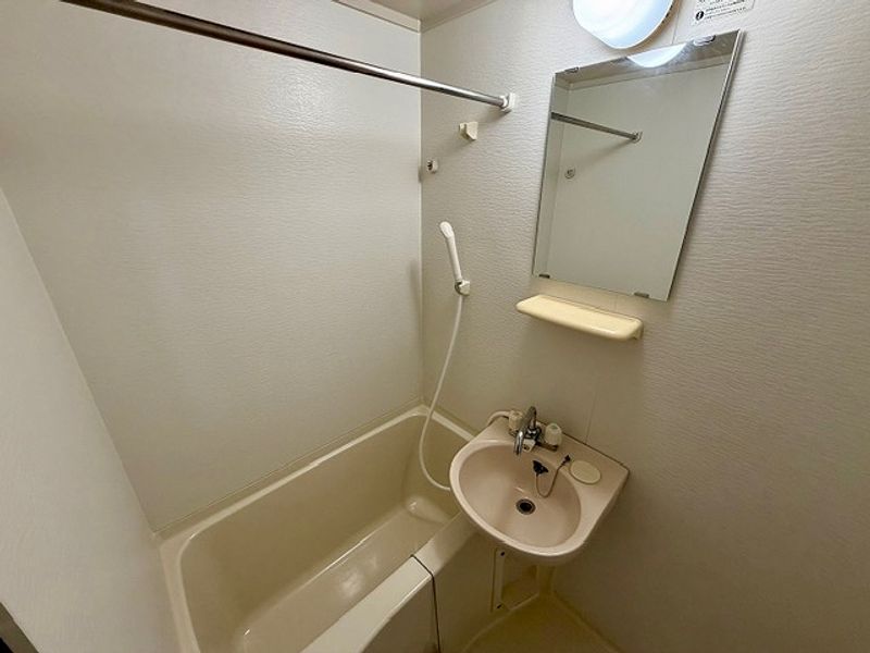 レオパレスグローリー 風呂