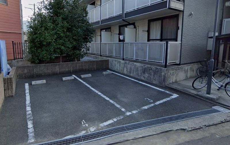 レオパレスＣｏｎｆｅｉｔｏ 駐車場