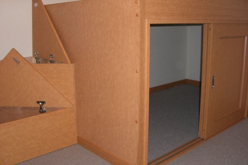 レオパレスメゾン　かきつばた 収納