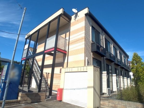 レオパレスアルカディアン 外観