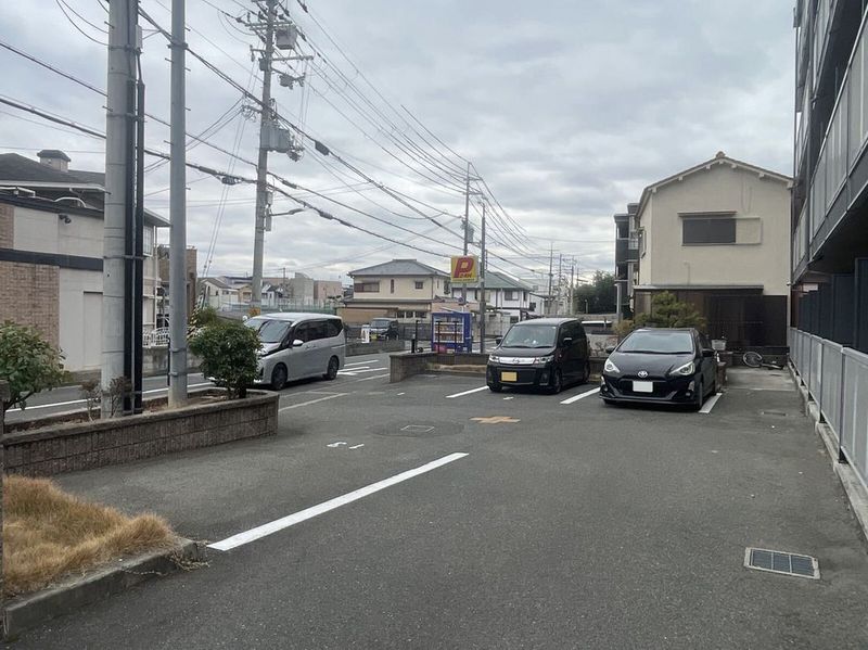 leopalace Regulus Hachiman Bãi đỗ xe