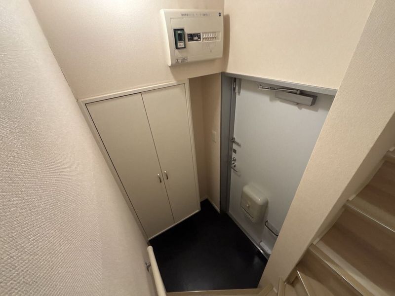 LEONEXT Mon Silk Claire Entrance