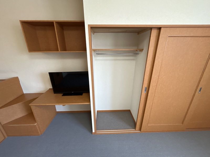 レオパレス柏屋 収納