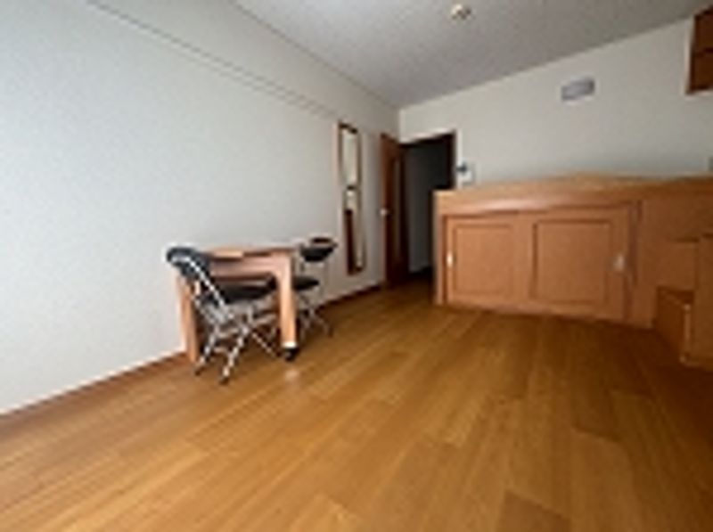 レオパレスメゾンセントプレチア 寝室