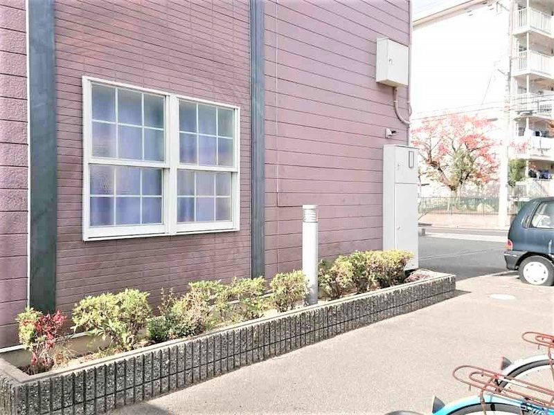 レオパレスナカムラⅠ 駐車場
