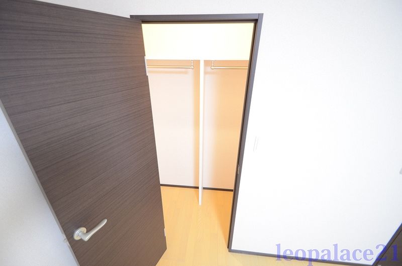 クレイノウィステリア 収納