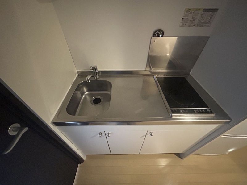 レオネクストルリーヴォ キッチン