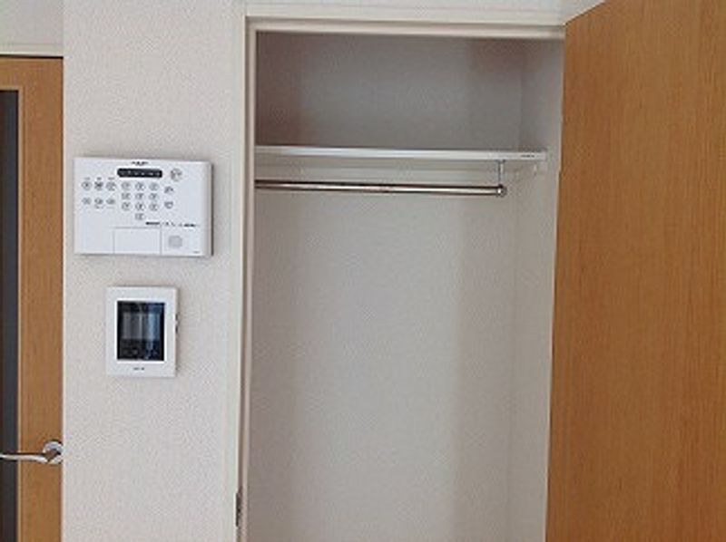 クレイノフローラ　六坊Ⅱ 収納