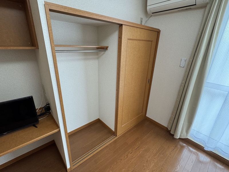 レオパレスすずらん 収納