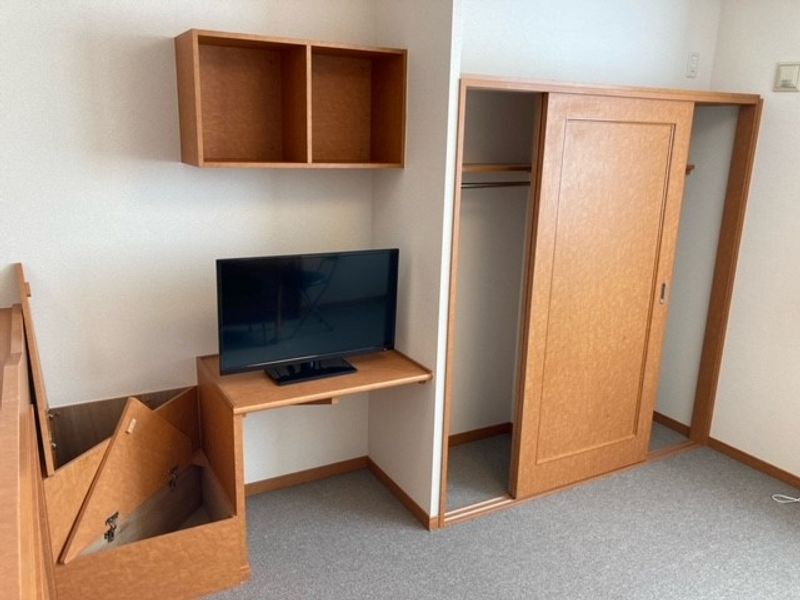 レオパレス宇賀浦 収納