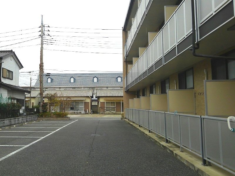 レオパレスあらまき バルコニー